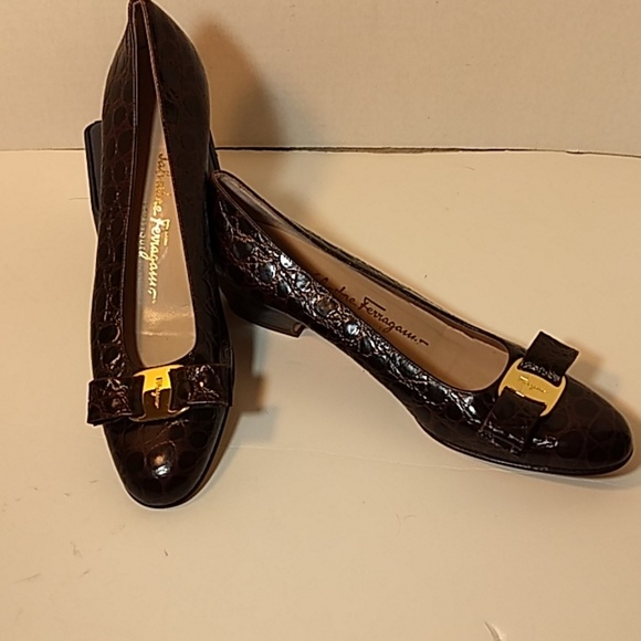 Salvatore Ferragamo Bow-Tie - Picture 2 of 4